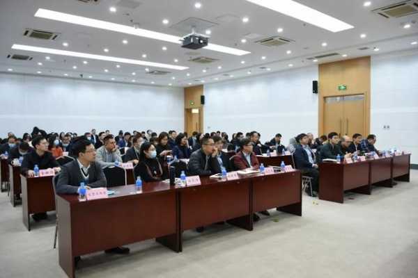 保税区脱贫攻坚事迹报告会成功举办-1.jpg