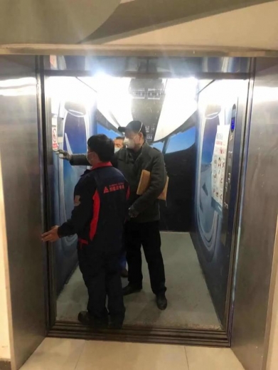 保税区多措并举维护两节期间市场秩序-4.jpg