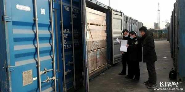 2020年石家庄海关监管出境中欧班列突破100列-1.jpg
