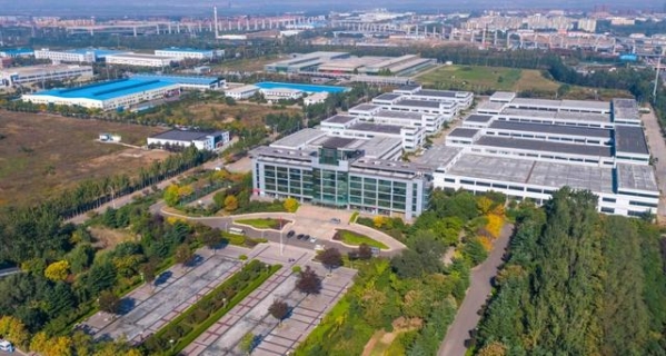 全省首个跨境电商快件监管中心在青岛胶州湾综合保税区落成-3.jpg
