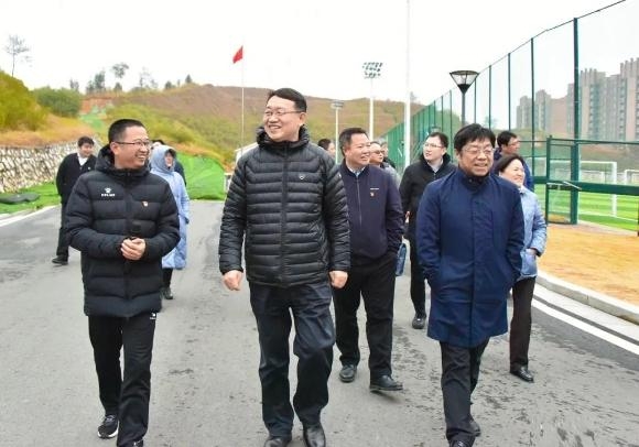 中国银保监会中国进出口银行领导到我县调研-6.jpg