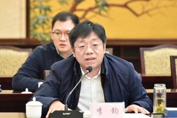 中国银保监会中国进出口银行领导到我县调研-18.jpg