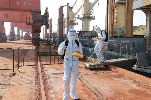 滨州“海上大门”正式打开！济南海关完成滨州港首艘入境船舶检疫-3.jpg