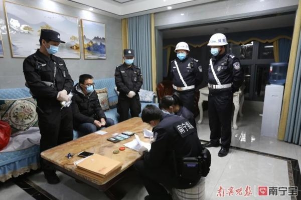 案值6.6亿元！桂粤海关联手破获走私榴莲大案-5.jpg