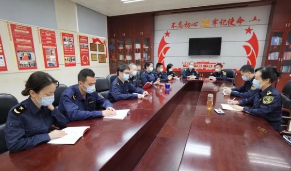 湾畔直播间 | 十九届五中全会还能这么学-10.jpg