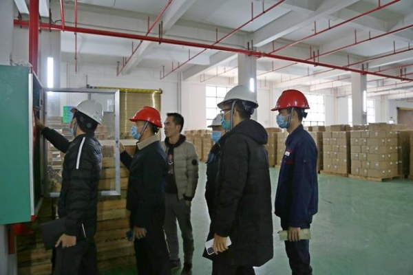 广西凭祥综合保税区管委会、中国（广西）自由贸易试验区崇左片区管委会推进2021年春节期间安全生产工作-4.jpg