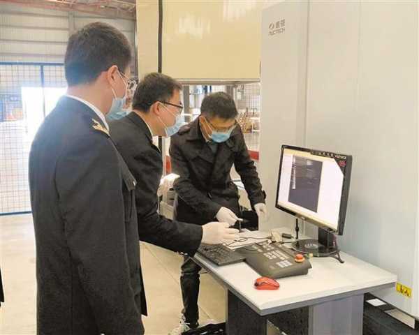 AI出动！汕头海关为市民提供“无感”通关体验-1.jpg
