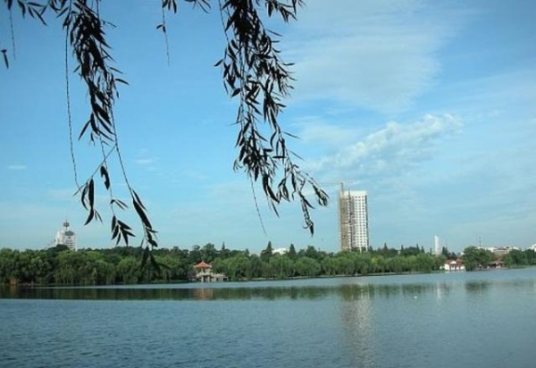 湖北的城市，生产总值2516.48亿，进出口总额16.97亿-2.jpg