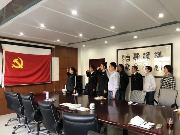 传媒中心第四党支部：争做“国门百灵鸟”-19.jpg
