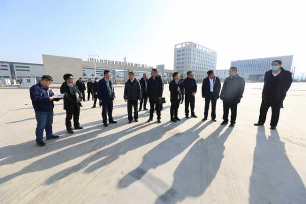 兰州海关副关长朱雪迎一行调研兰州陆港-1.jpg