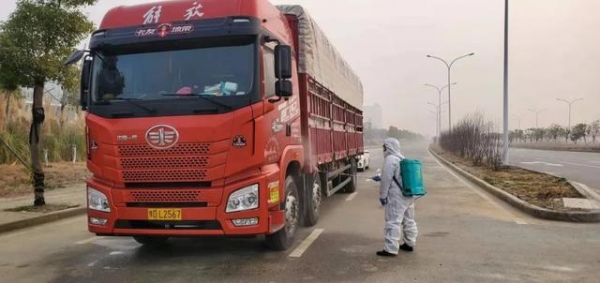 快讯！第二单跨境电商零售进口“A2奶粉”进入襄阳保税物流中心-2.jpg