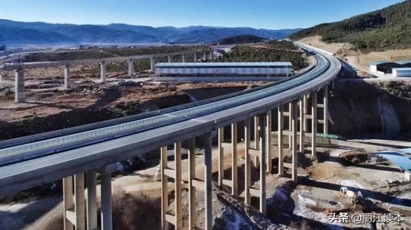 真！香丽高速公路2月1日起收费；假！大丽高速收费站进出口关闭-3.jpg