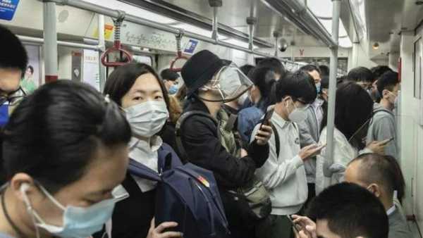 20万美籍华人掀起“归国潮”，海关挡都挡不住，中国不是收容所-3.jpg