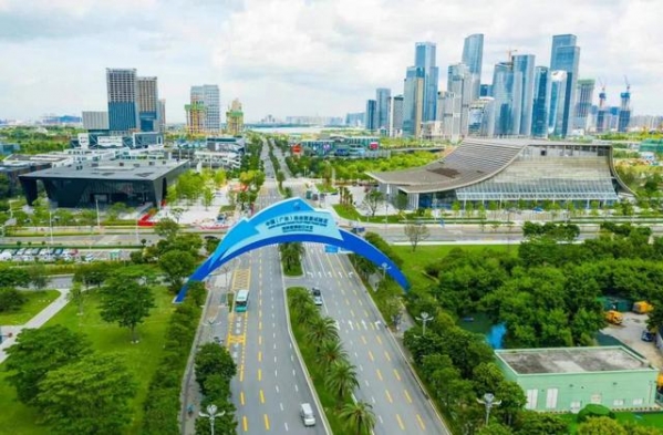 2020年前海蛇口自贸片区进出口总值1.2万亿元同比增长38%-1.jpg