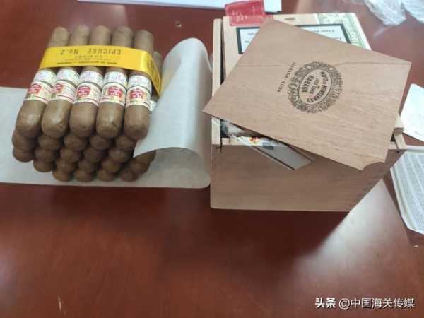 现场直击！小区住宅抓获涉案人员5名-3.jpg