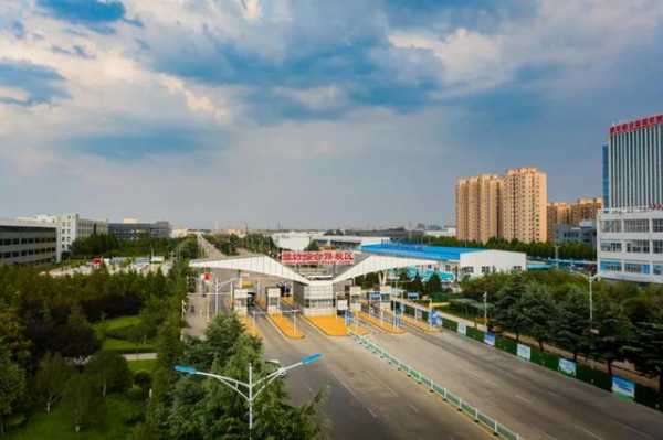 综合保税区2021版丨入区指引&入区典型案例-1.jpg