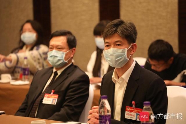 政协委员谢顺辉：佛山建综合保税区，顺德新港应积极发挥优势-1.jpg