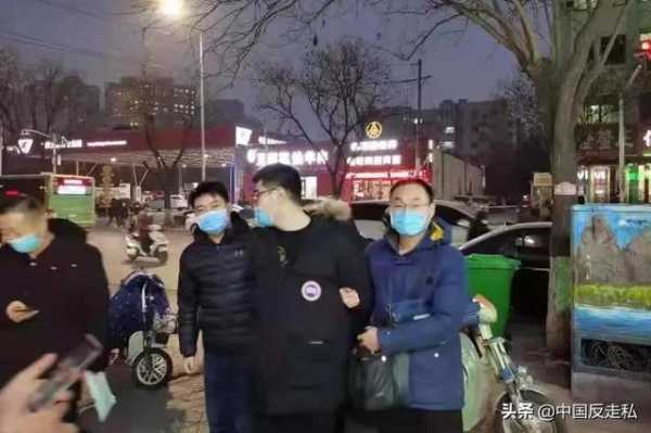 【国门利剑】郑州海关缉私局查获“致命邮票”-2.jpg
