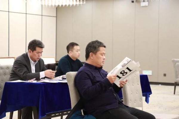 河南自贸区国际艺术品保税仓2021年迎春书画精品拍卖会圆满举行-8.jpg