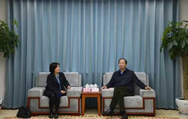 谢一平会见中国进出口银行江西省分行行长张菁一行-1.jpg