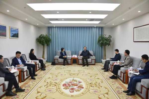 谢一平会见中国进出口银行江西省分行行长张菁一行-2.jpg