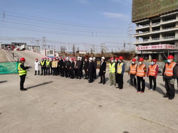 潍坊综合保税区投资公司举行2021年重点项目集中开复工仪式-1.jpg