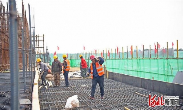 廊坊临空经济区综合保税区奋力夺取项目建设和疫情防控双胜利-1.jpg