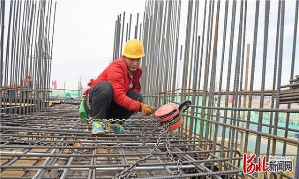 廊坊临空经济区综合保税区奋力夺取项目建设和疫情防控双胜利-2.jpg