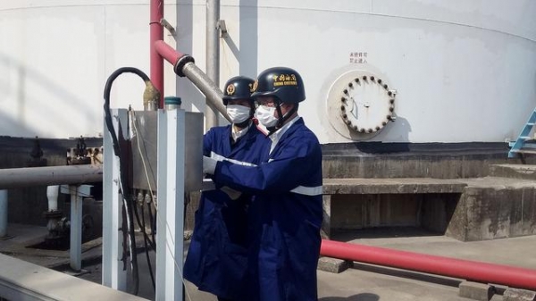 沙田海关：服务湾区建设 能源供给“不打烊”-1.jpg