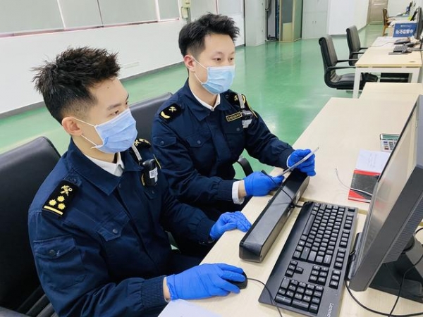 节日进出境“不打烊”跨境电商零售进出口16.4亿元-1.jpg