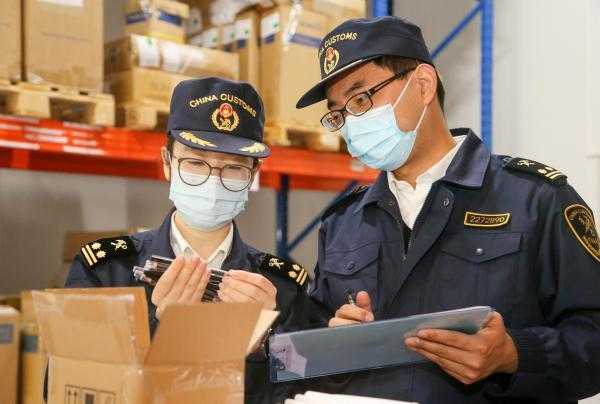 上海出口化妆品成“意大利制造”“韩国制造”？代工厂逆势增订单靠海关帮忙-6.jpg