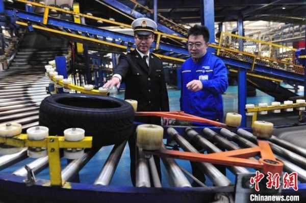 前2个月山东省外贸进出口同期增长近四成-1.jpg