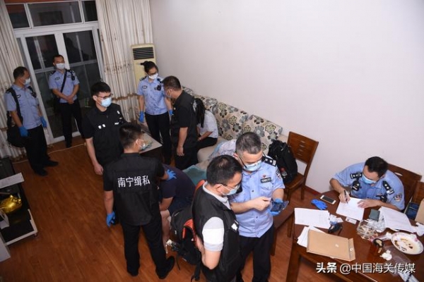 走私、骗税、洗钱，这个案子被列为海关总署缉私局一级挂牌督办案件-2.jpg
