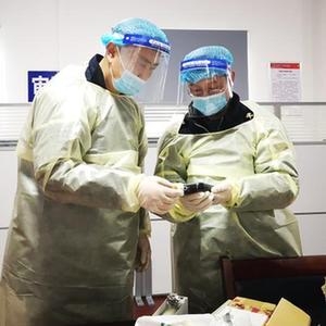 长沙邮局海关在进境书画作品中截获象牙制品-2.jpg