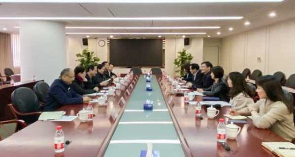 施登定调研上海保税区商会（筹）工作-3.jpg