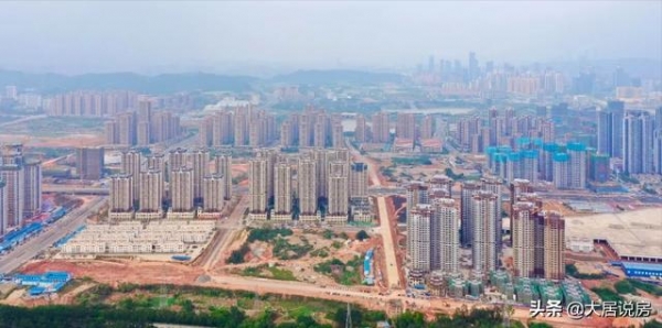金科19亿斩获南宁保税区185亩地块，楼面价5150元/㎡-3.jpg