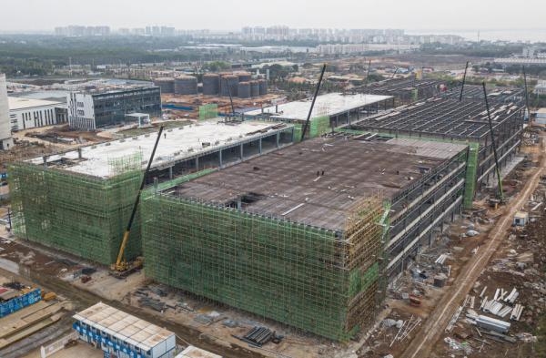 海南洋浦：保税港区标准厂房及海外仓项目部分主体完成-1.jpg