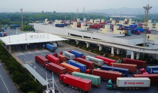 零售进口突破1000亿元！网购保税进口1210试点扩大至全国-2.jpg