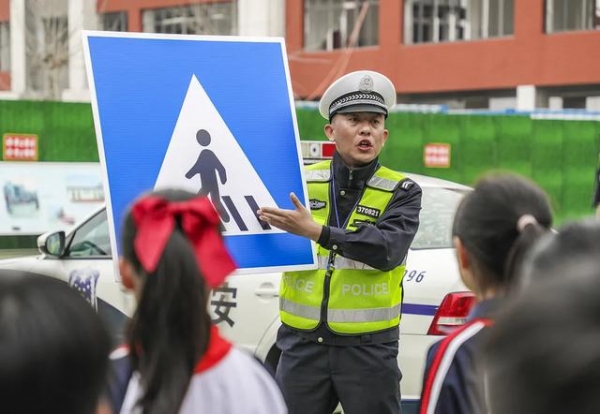 福建宁德船舶碰撞事故6人失联1人获救、海关总署对美国一家企业采取紧急预防性措施｜应急24小时-2.jpg