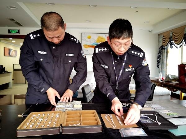 上海海关破获走私进口钻石案，案值超4000万元-3.jpg