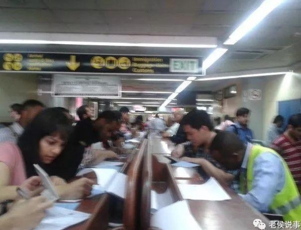 非洲海关，中国人的关——沿着铁路看非洲之一-1.jpg