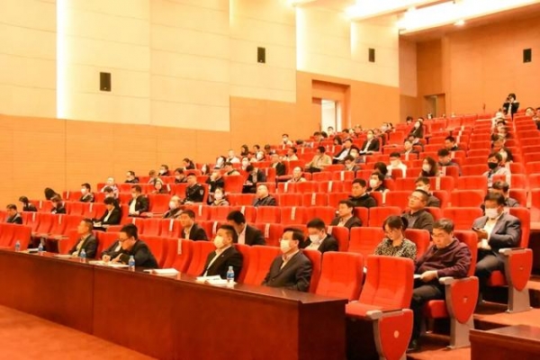 保税区成功举办党史学习教育暨中心组大讲堂活动-4.jpg