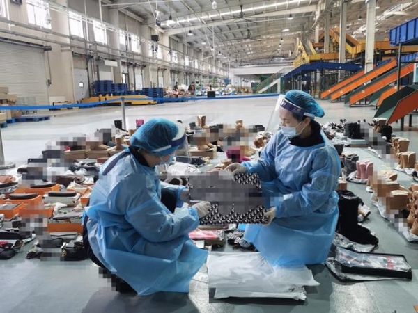 今年长沙海关扣留侵权物品价值36万，鞋靴、箱包成进出口主要侵权物品-1.jpg