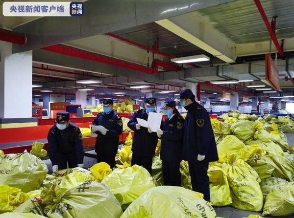 海关总署去年查扣侵权嫌疑货物6.19万批次-1.jpg