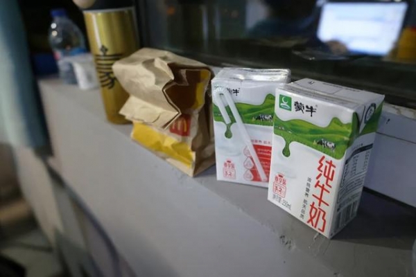 保税区金发疫苗接种点见闻：“你们笑起来真好看！”-11.jpg