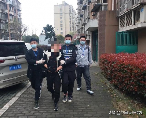 “国门利剑2021”联合专项行动展露锋芒，宁波海关一季度查办各类走私违法犯罪案件200余起-1.jpg