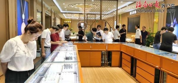 首单成交！海南洋浦保税港区不禁止设立商业设施政策正式落地-2.jpg