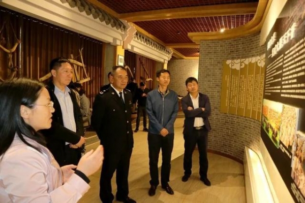 曲靖海关调研组到宣威调研进出口贸易工作-3.jpg