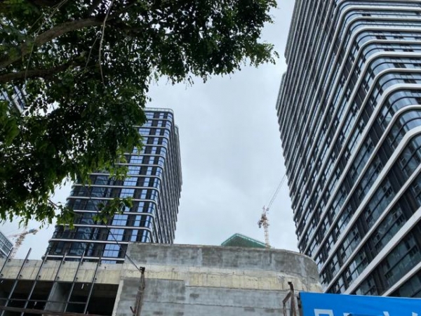 珠海保税区陷“公寓变办公”维权潮，泰禾中央广场业主抱团“自救”-8.jpg