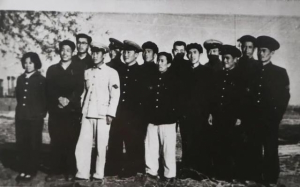 边关父子情，丹心映国门-3.jpg